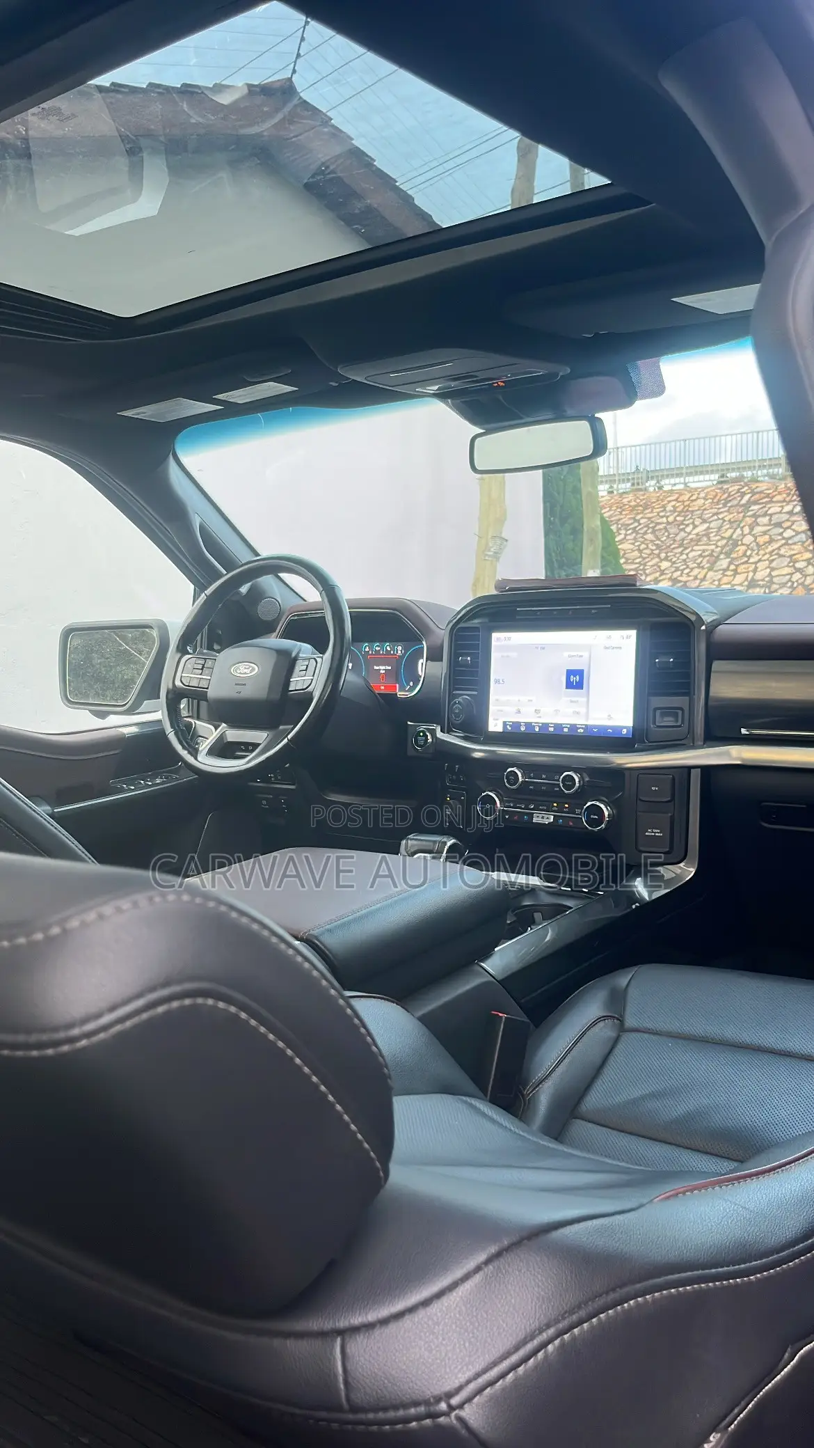 Ford F-150 LARIAT 2022 White