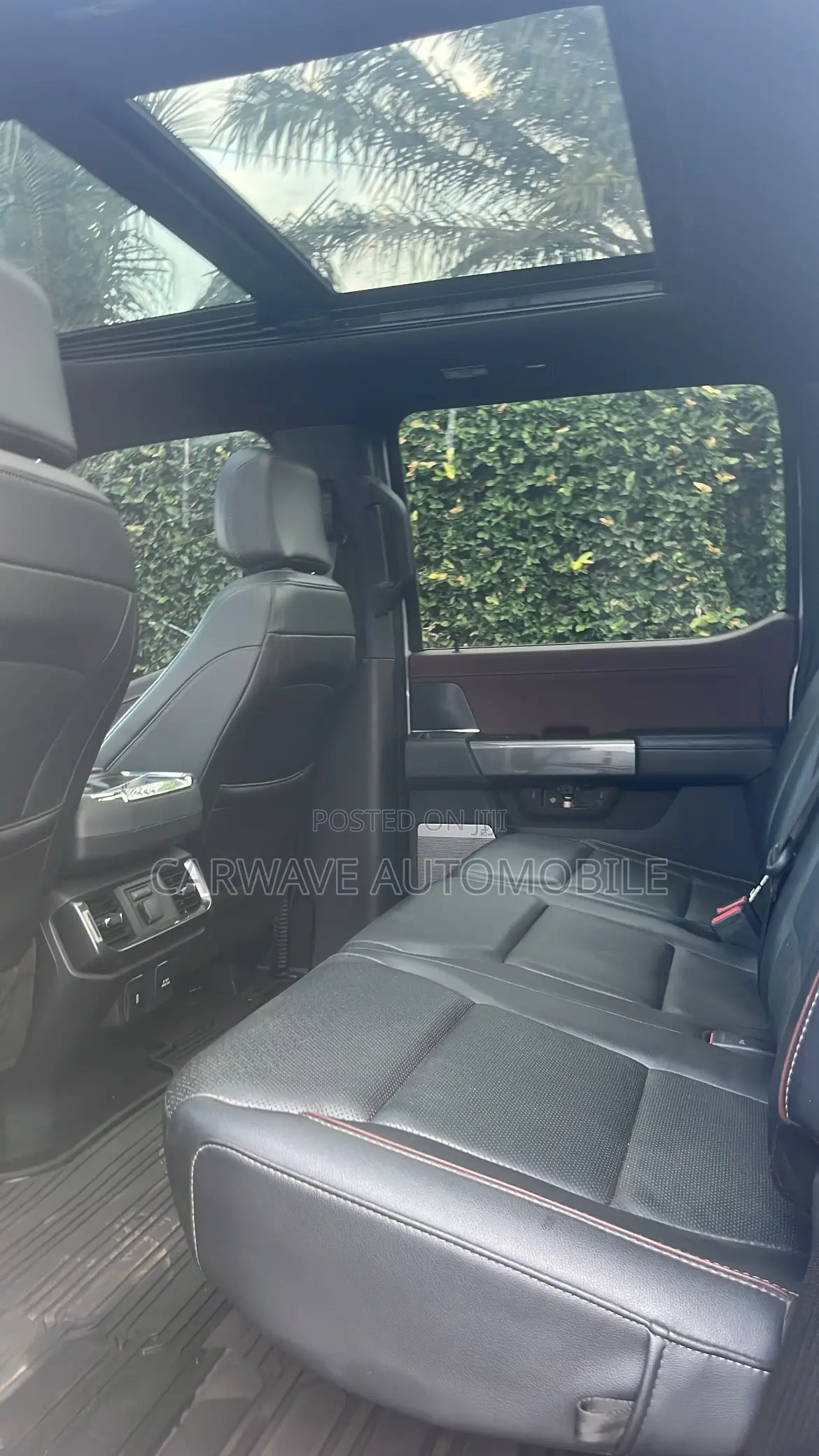 Ford F-150 LARIAT 2022 White