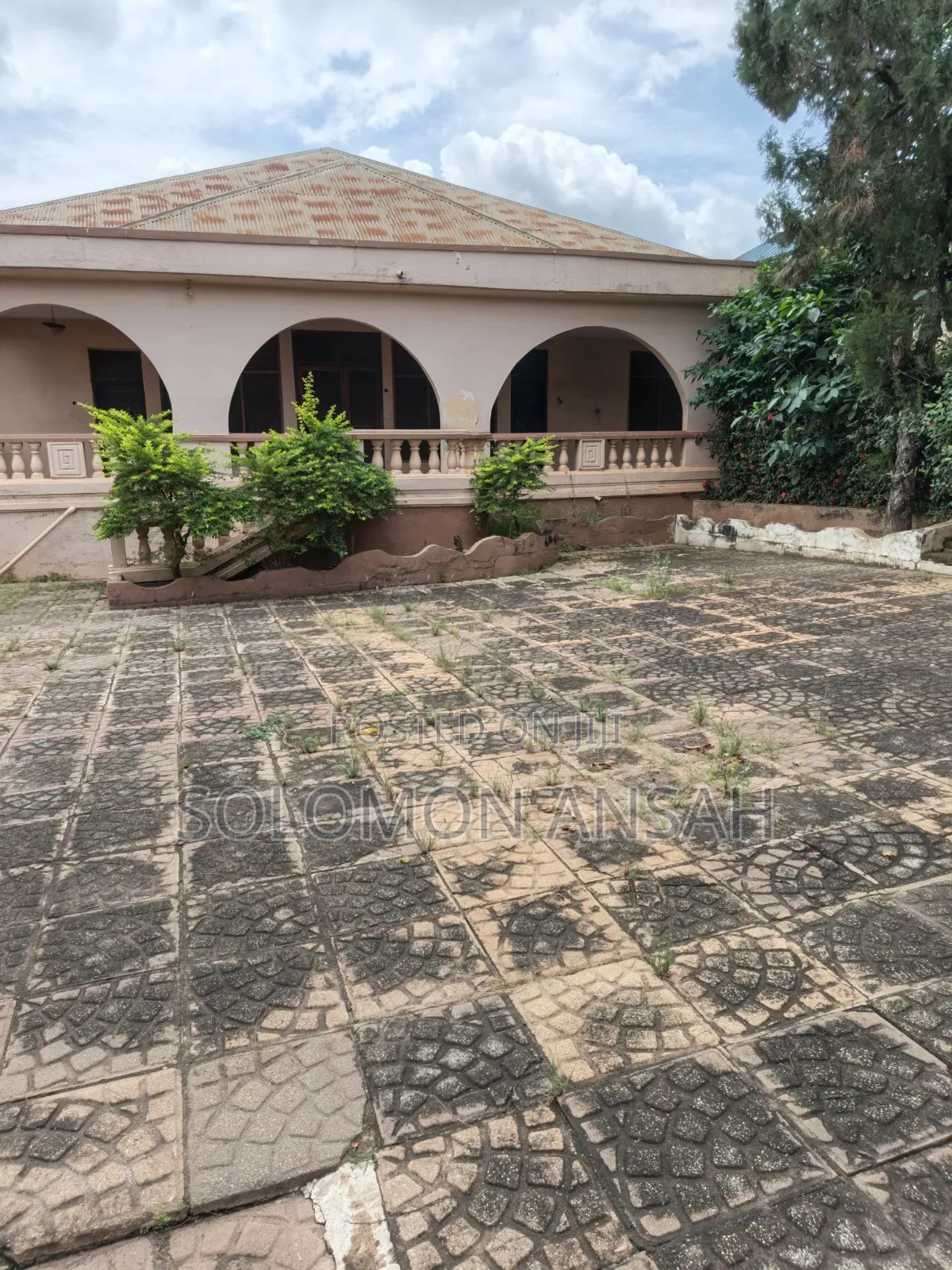6bdrm House in Free Will Agency, Kumasi Metropolitan for sale
