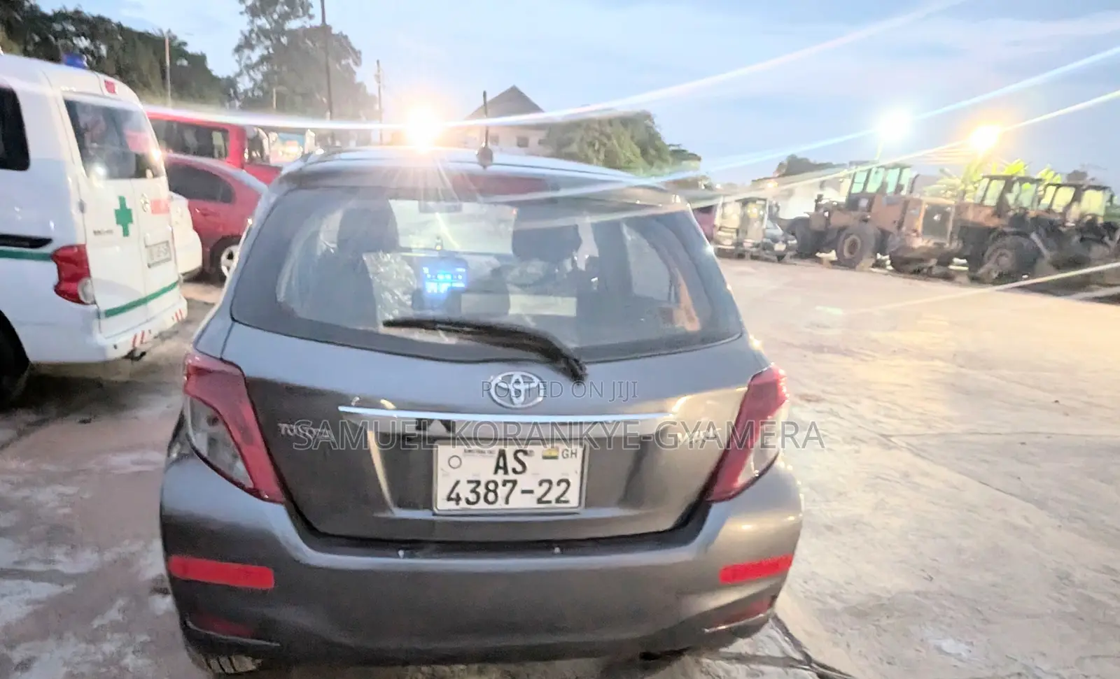 Toyota Yaris 2011 Gray