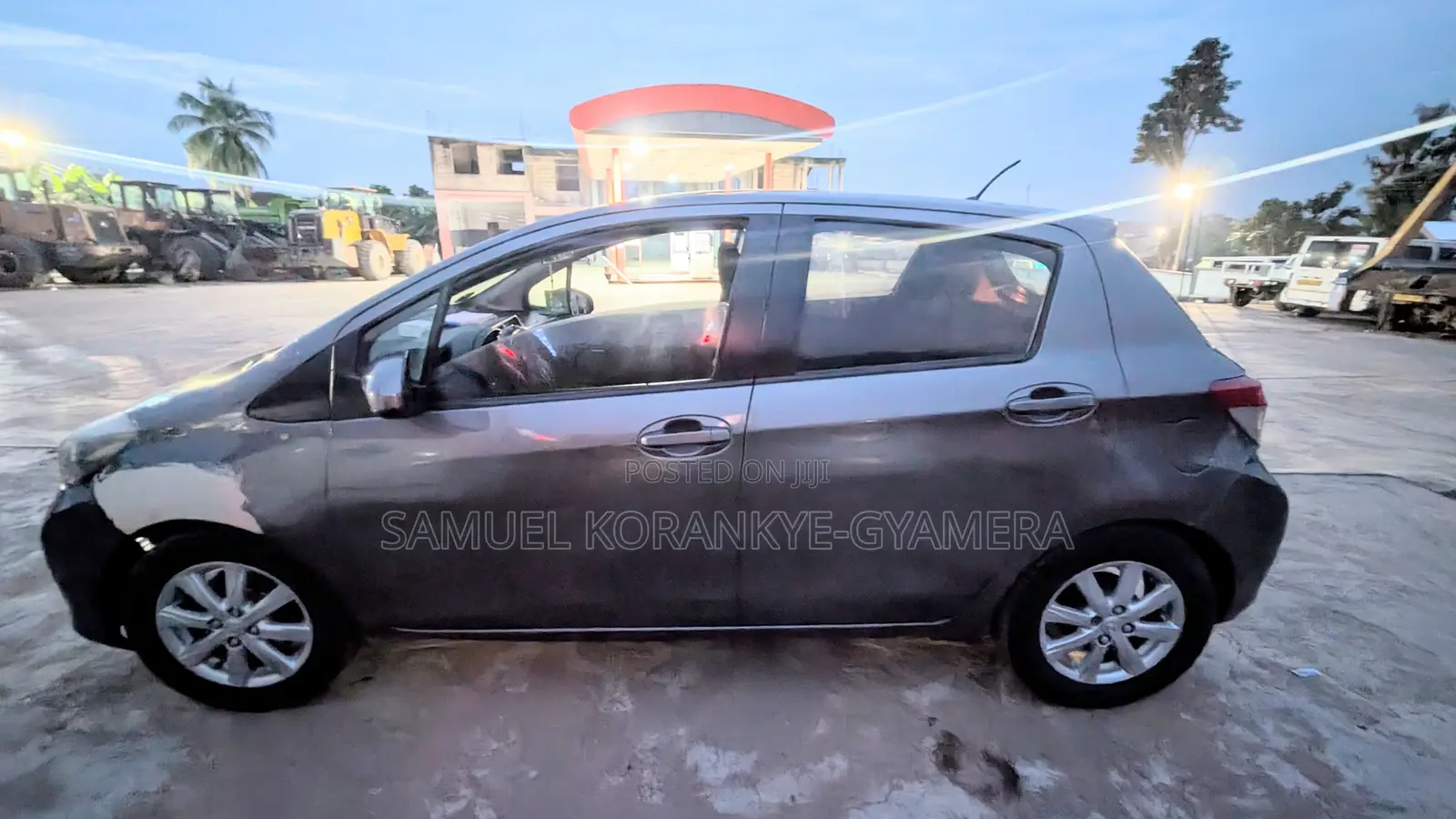 Toyota Yaris 2011 Gray