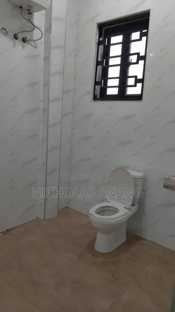 2bdrm Apartment in The Dorns Properties, New Town for rent