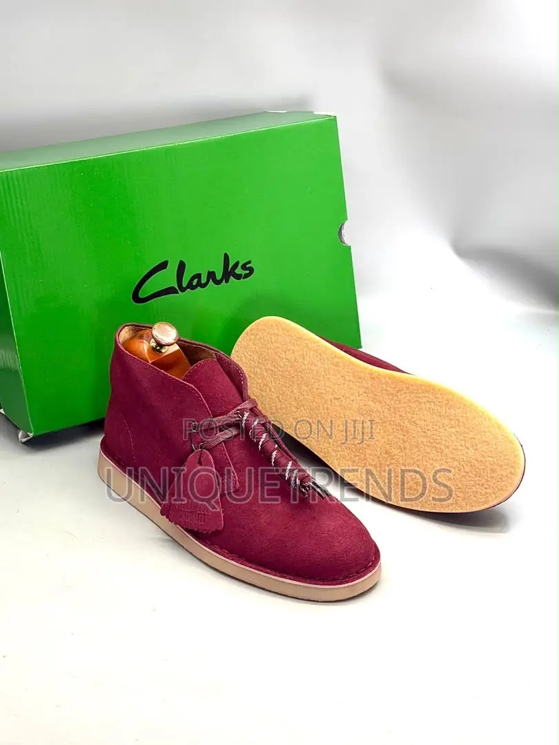 CLARKS Suede Desert Coal Boots (Burgundy)