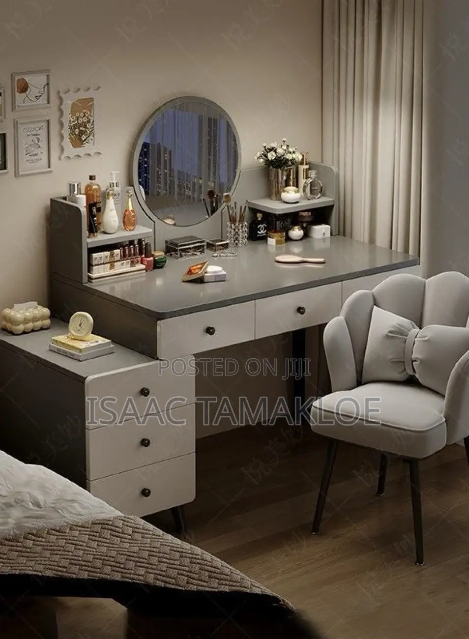 Dressing Table With Chair