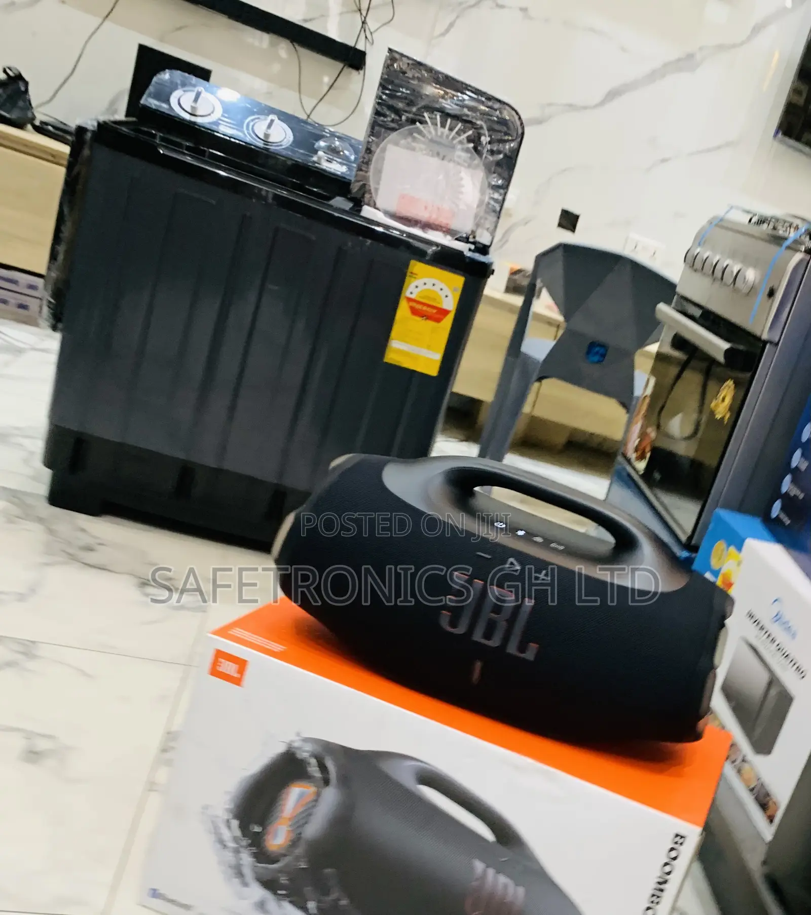 Newly in Box Bluetooth ~ JBL Boombox 4 Black Speaker