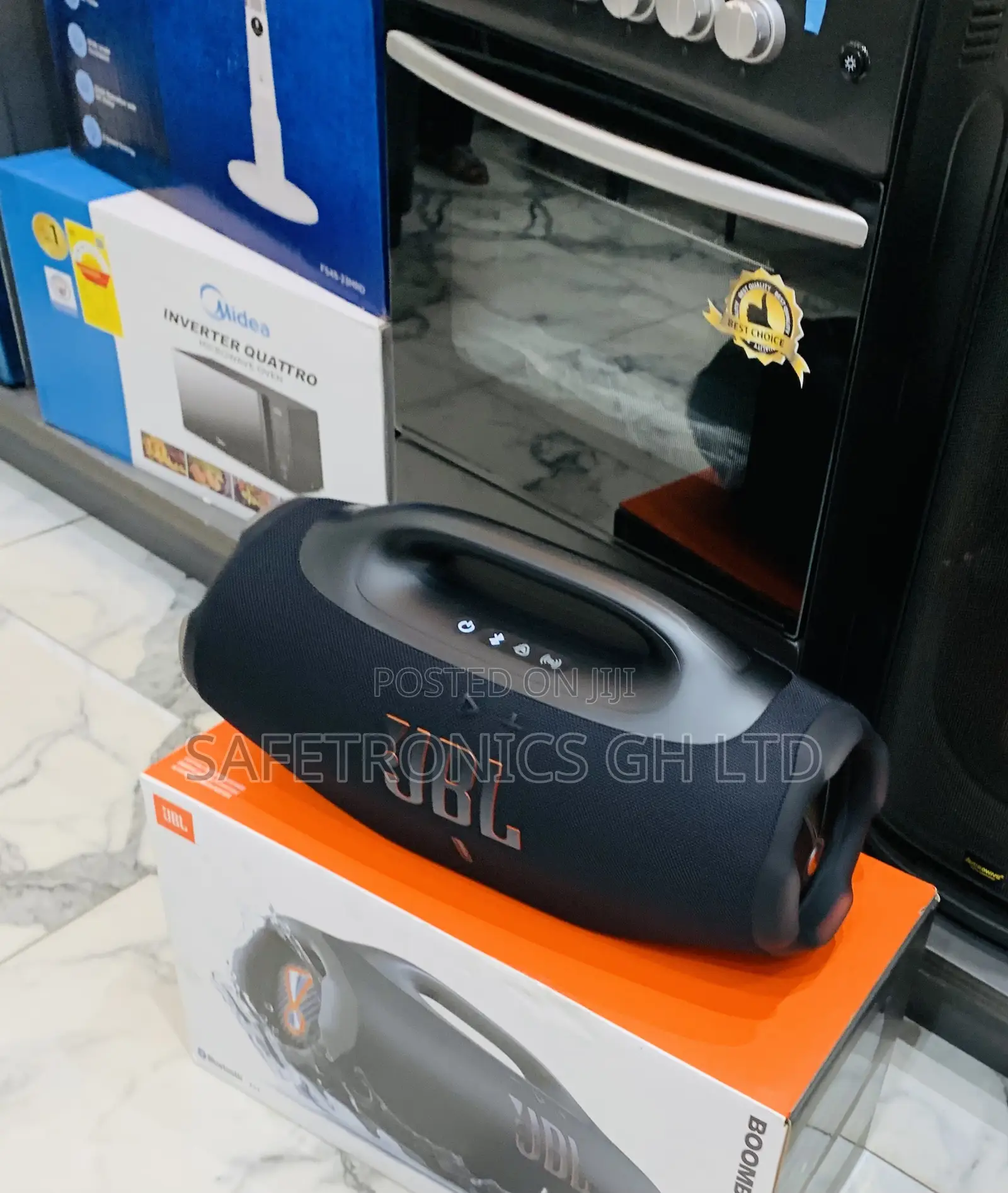 Experience Sleek Bluetooth Black___ JBL Boombox 4 Speaker