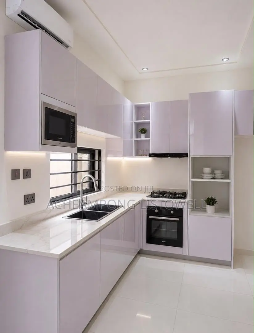 3bdrm House in Lake Side Estate for rent