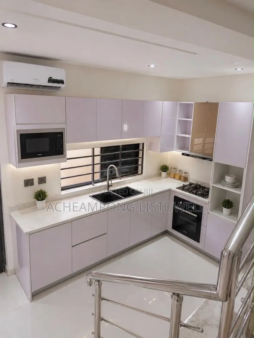 3bdrm House in Lake Side Estate for rent