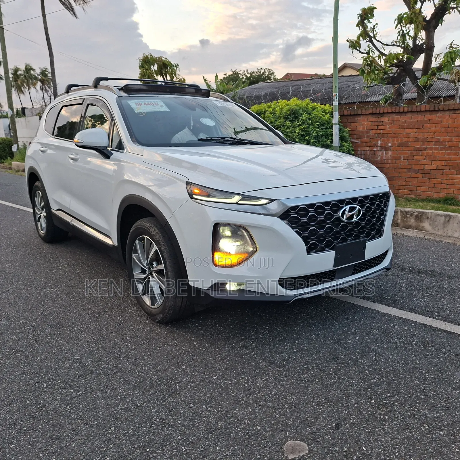 Hyundai Santa Fe 2019 White