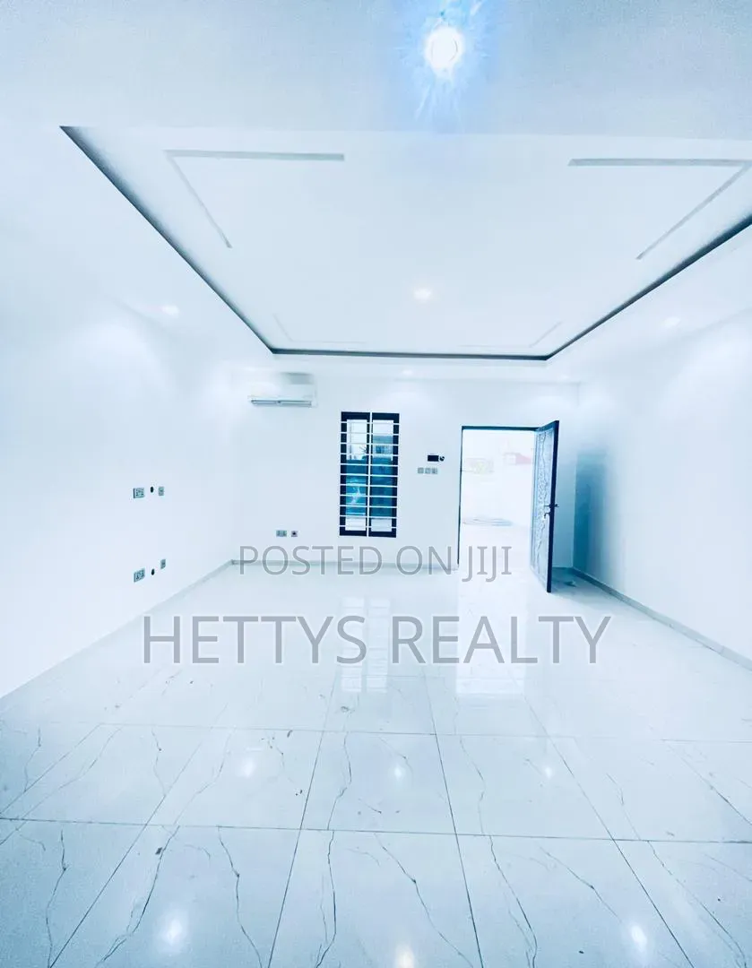 2bdrm House in Oyarifa Mall Area for sale