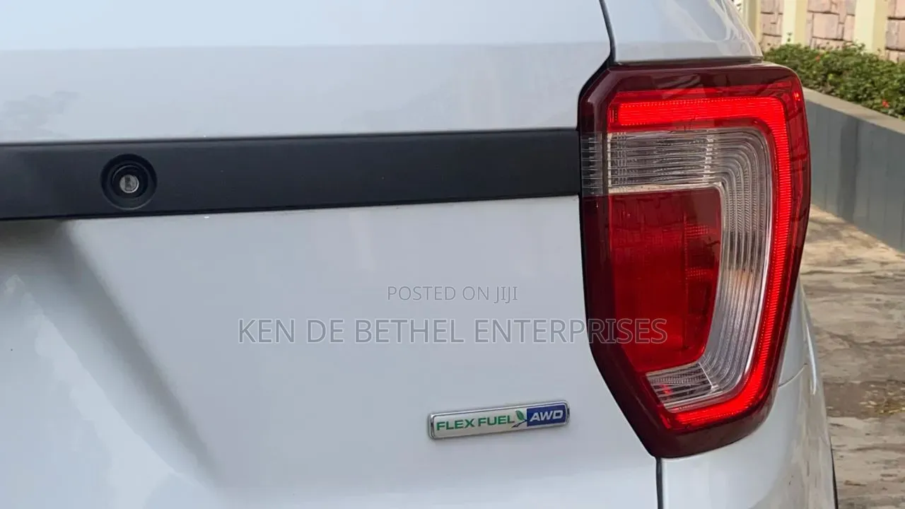 Ford Explorer 2019 White