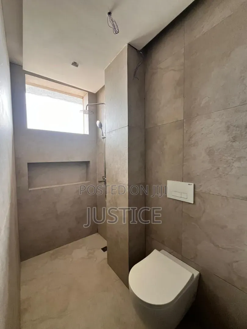 2bdrm Apartment in Adjiringanor, Otano for rent
