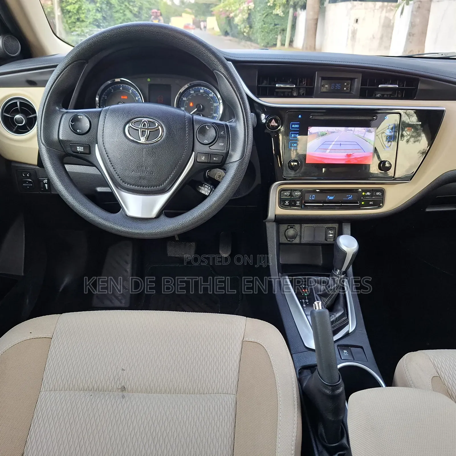 Toyota Corolla 2018 Red