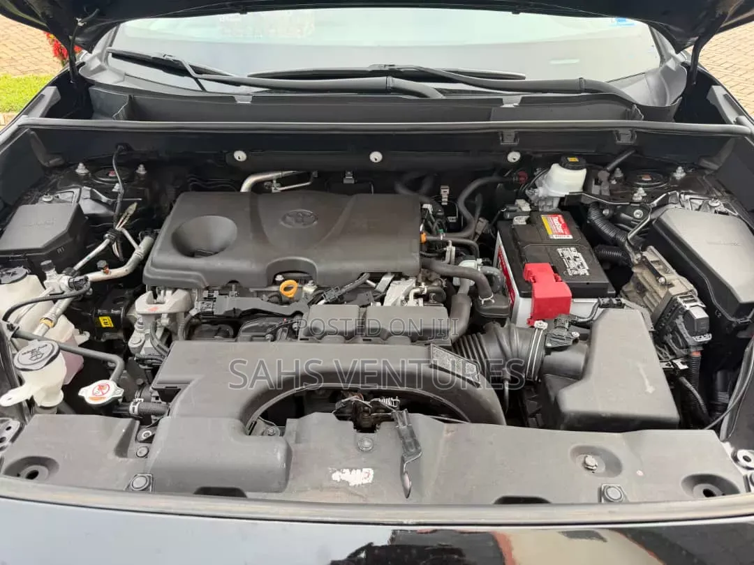 Toyota RAV4 XLE Premium FWD 2020 Black