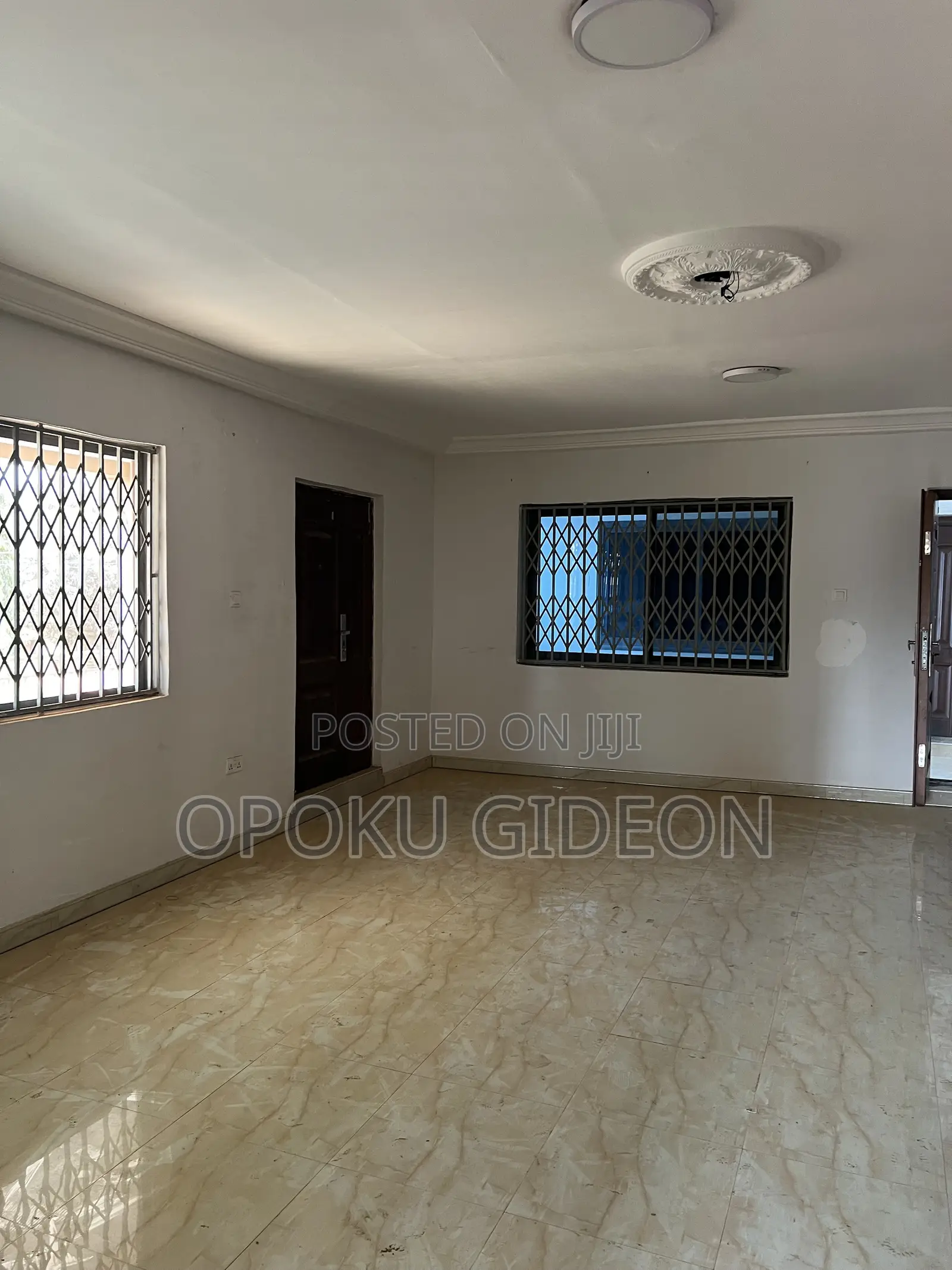 2bdrm Apartment in Pentecost Junction, Ablekuma for rent