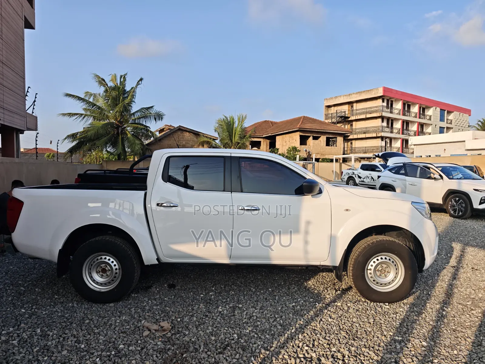 Nissan Navara 2020 White