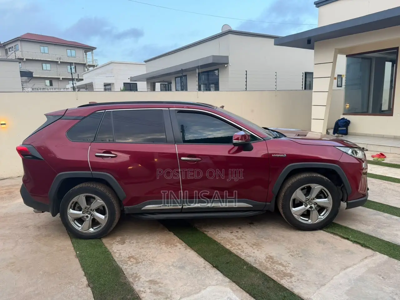 Toyota RAV4 Limited AWD 2019 Red