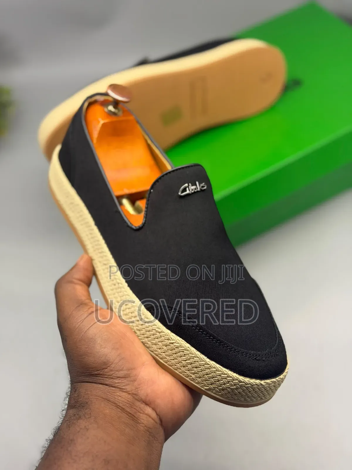 Clarks Slip-on Casual Sneakers