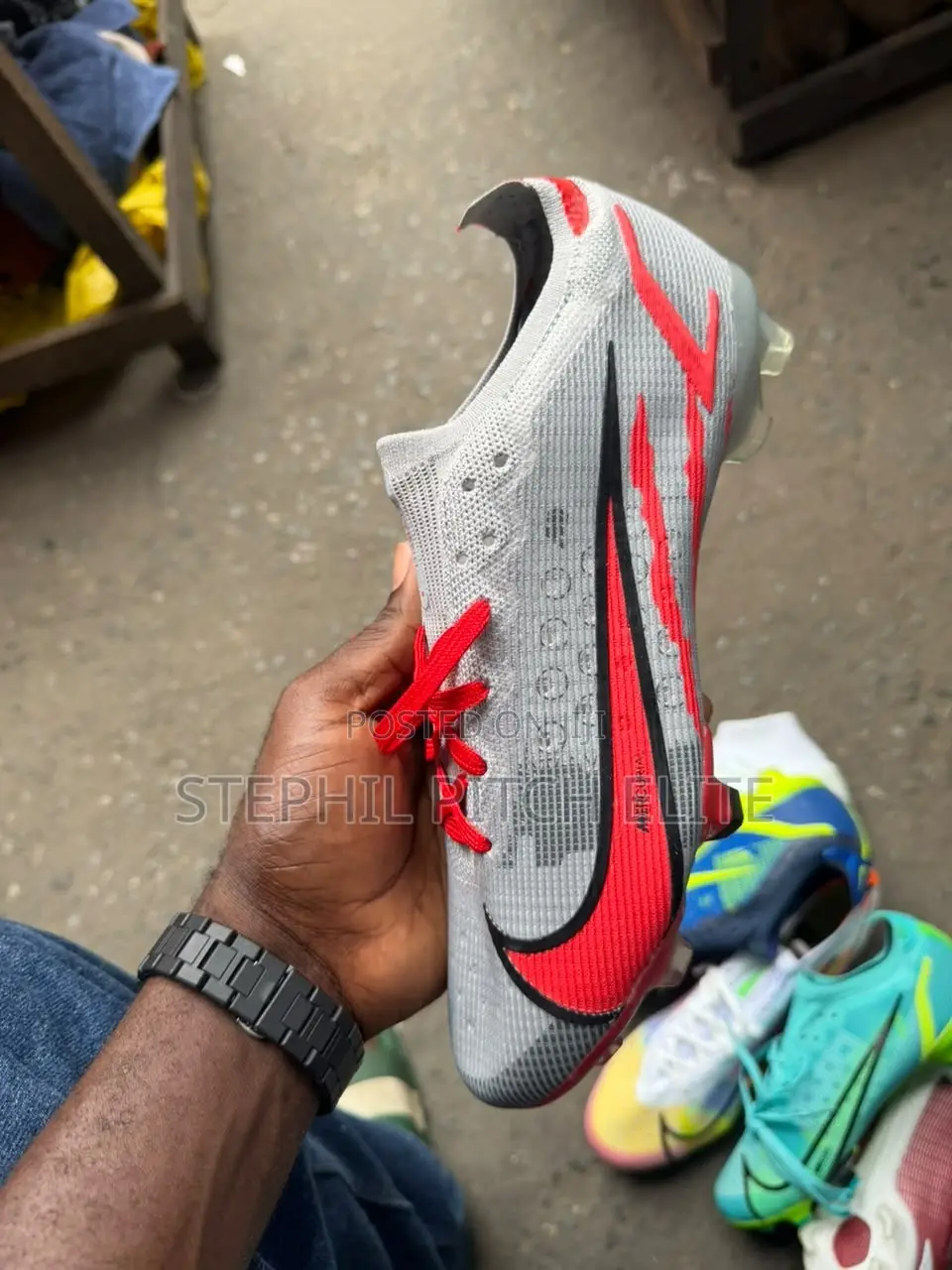 Nike Mercurial Vapor 13