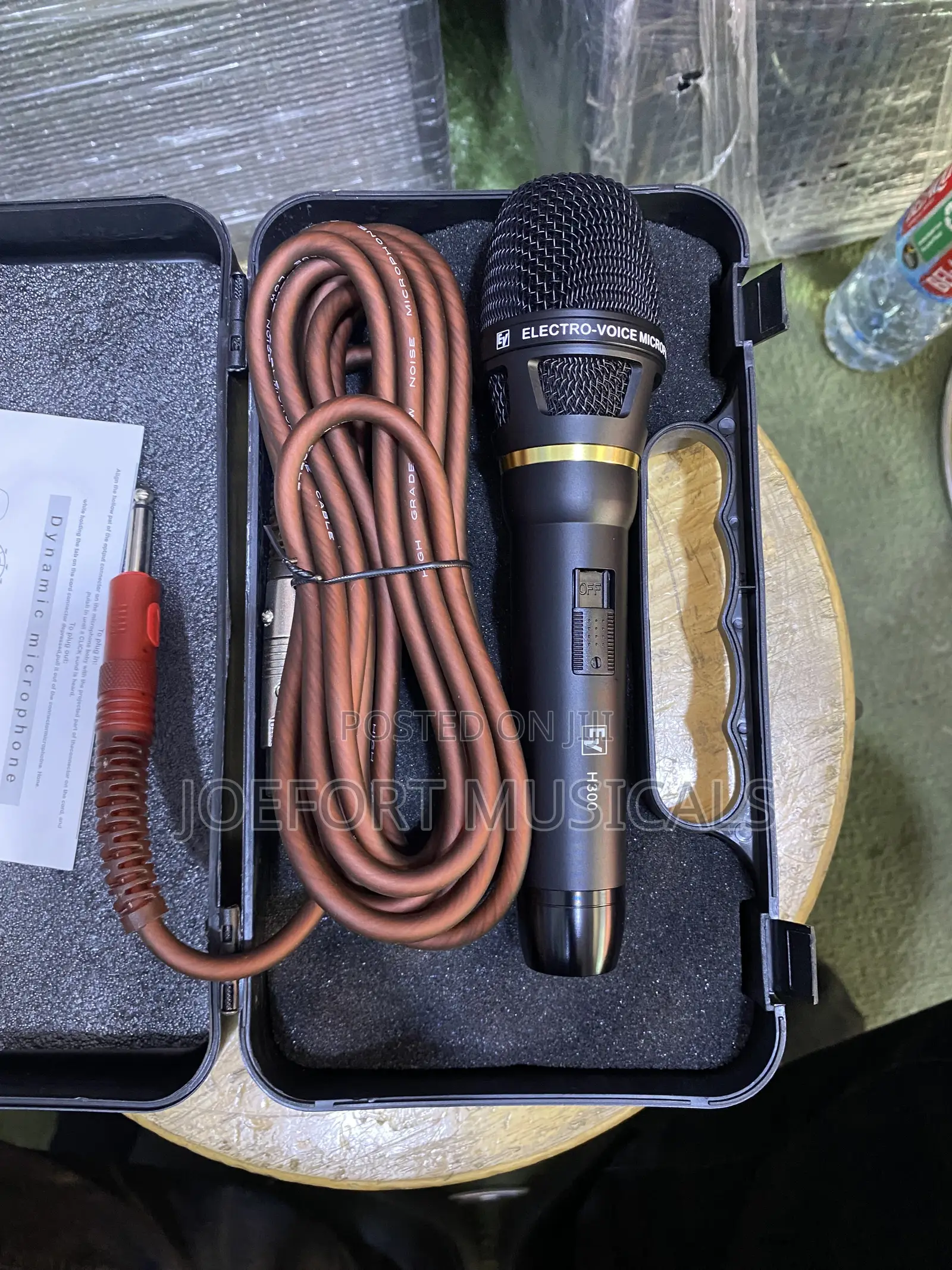 EV Cord Microphone
