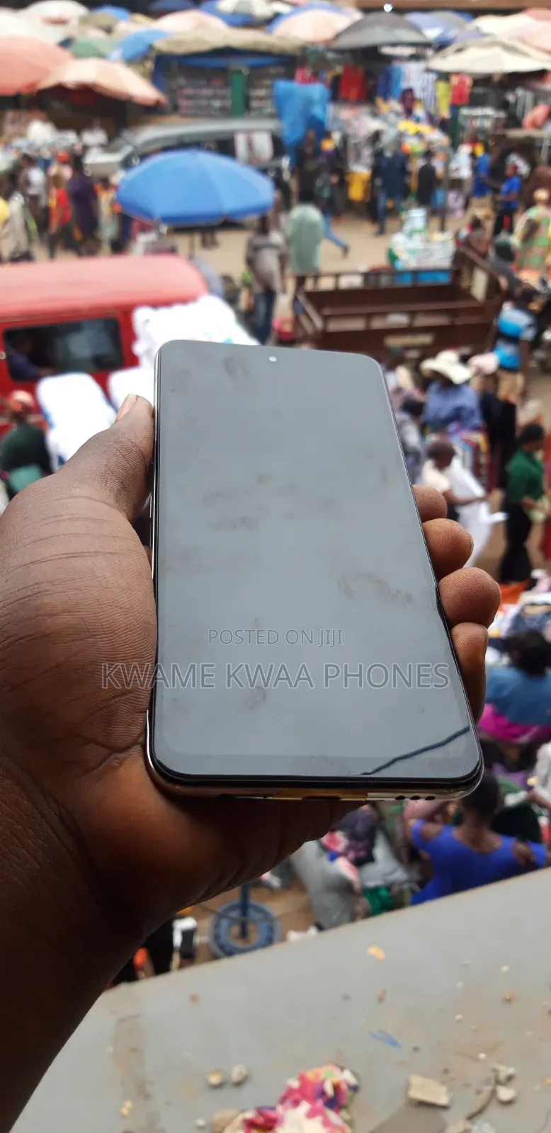 LG Q52 64 GB White