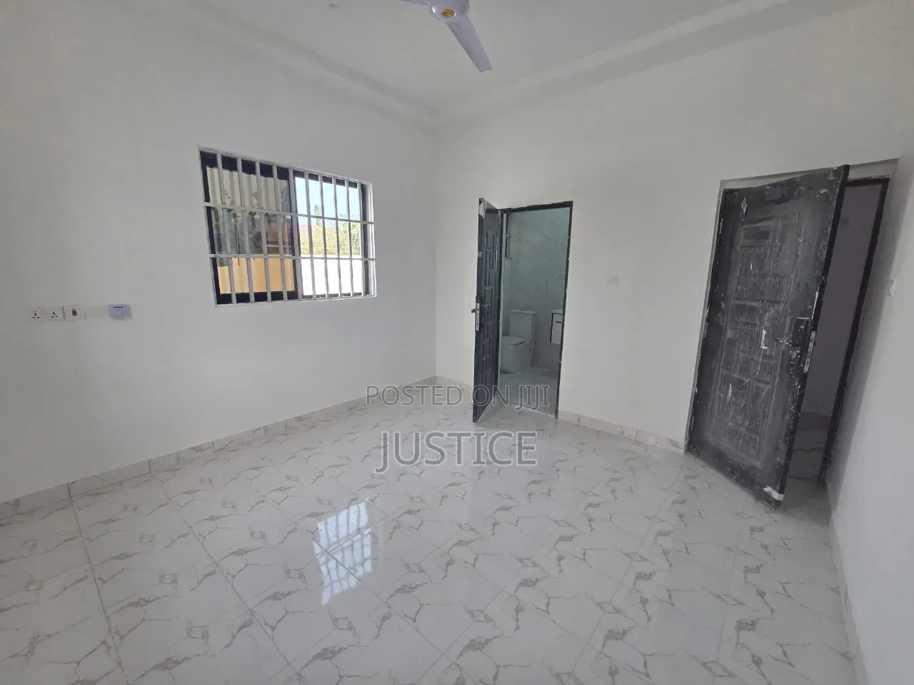 3bdrm House in Kasoa, Adade for sale
