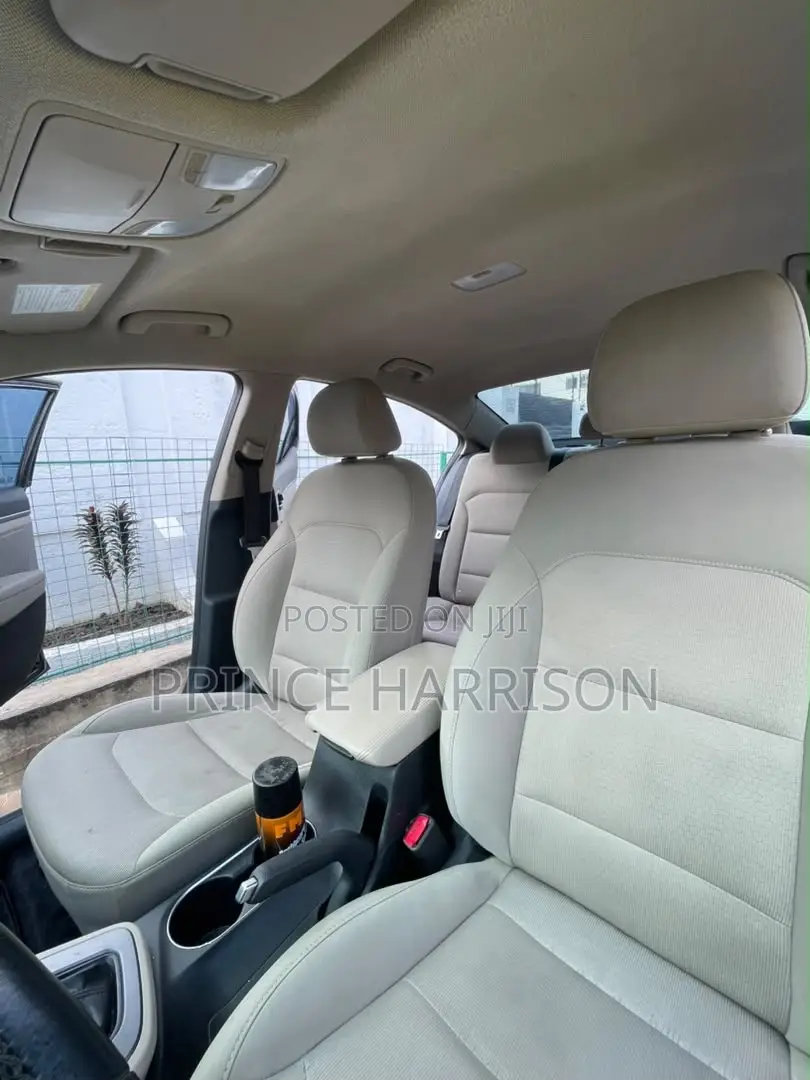 Hyundai Elantra Limited 2018 Black