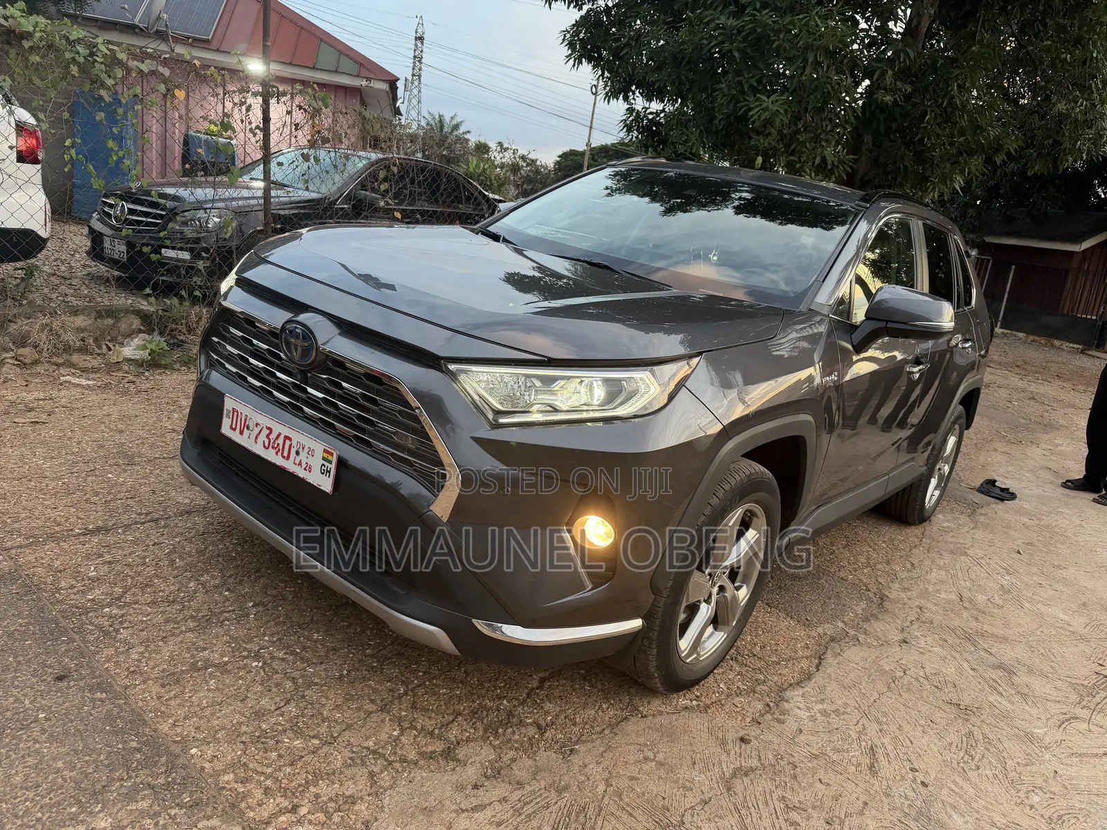 Toyota RAV4 2021 Gray