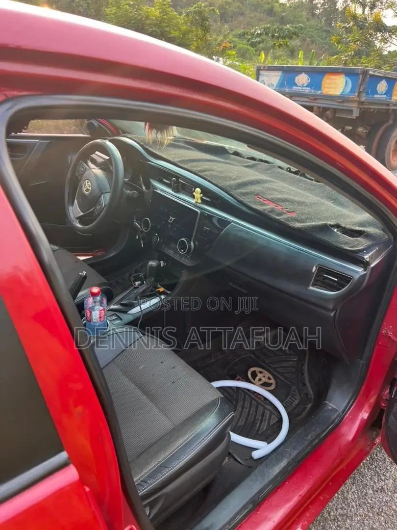 Toyota Corolla S Premium 4dr Sedan (1.8L 4cyl CVT) 2016 Red
