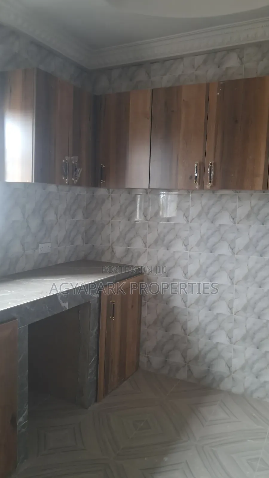 2bdrm Apartment in Doblogono, Amasaman for rent