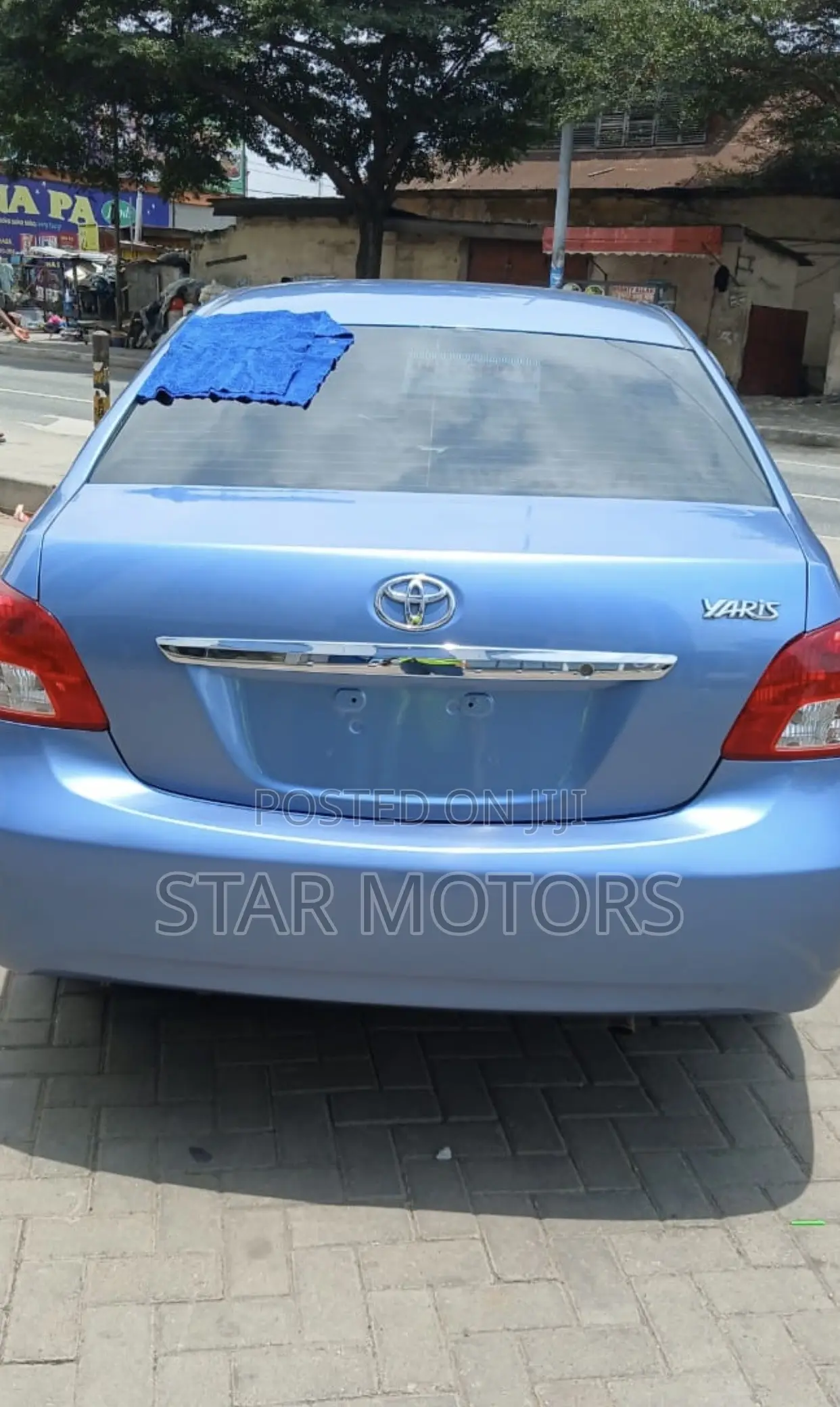 Toyota Yaris 2012 Blue