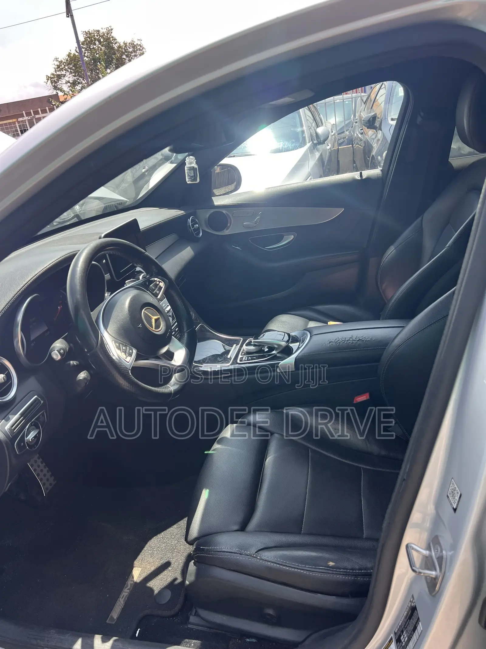 Mercedes-Benz C300 2016 Silver