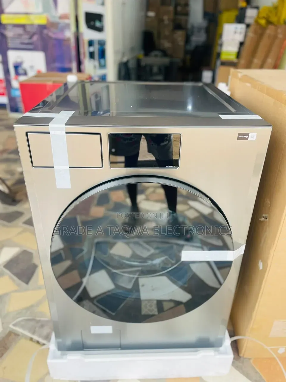 22.0kg and 11kg Dry Capacity Samsung Front-Load Washing Machine