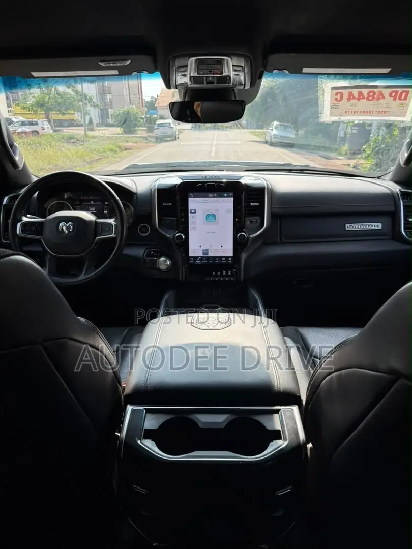 Dodge RAM 2022 Black