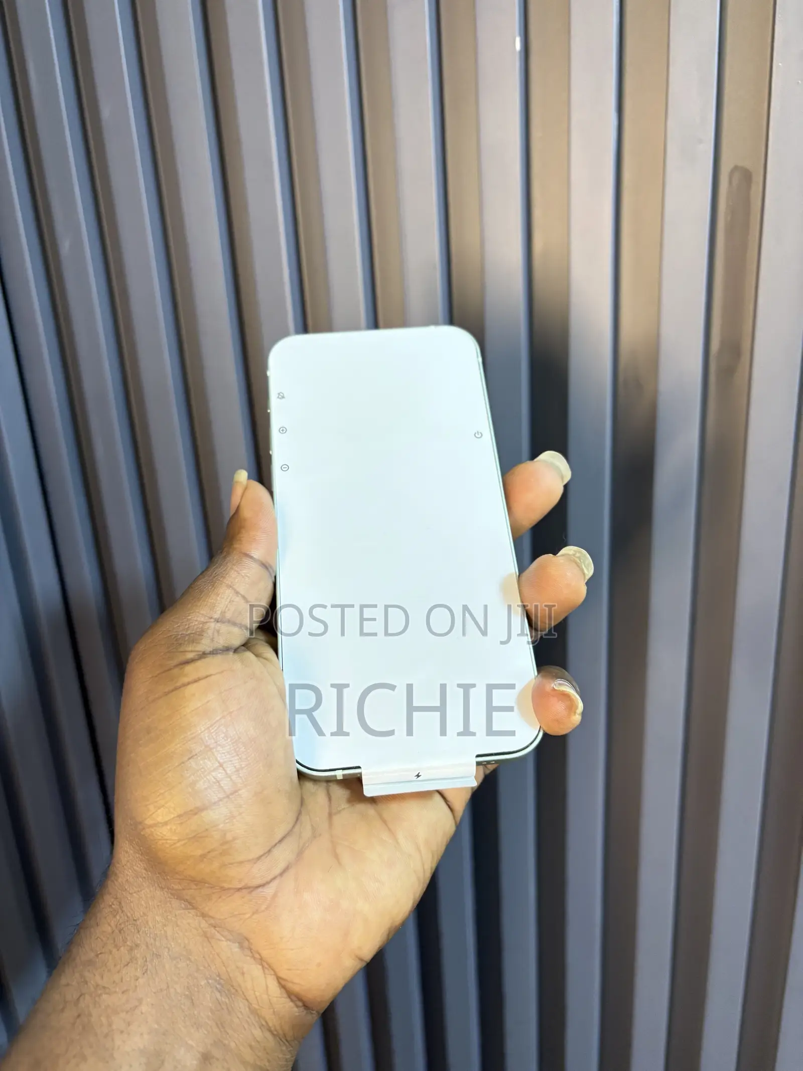 New Apple iPhone 12 64 GB Green