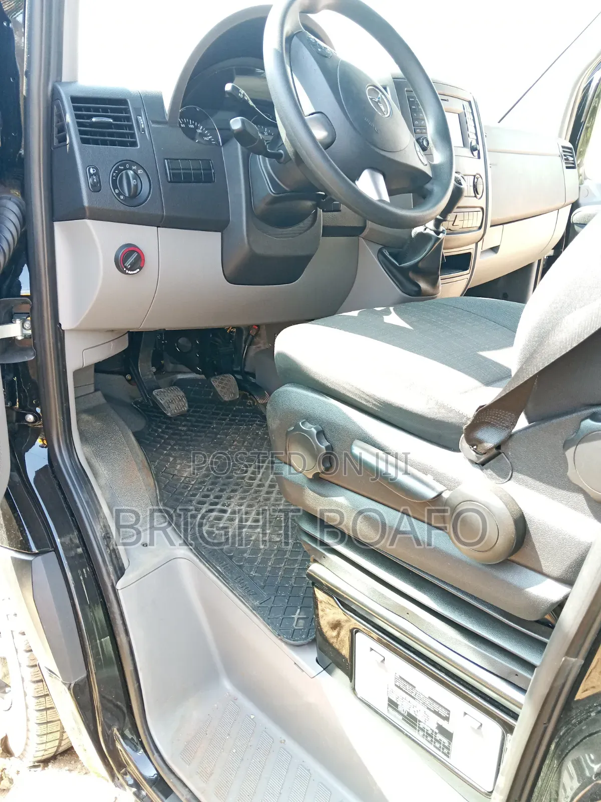 Mercedes-Benz Sprinter 2025 Black