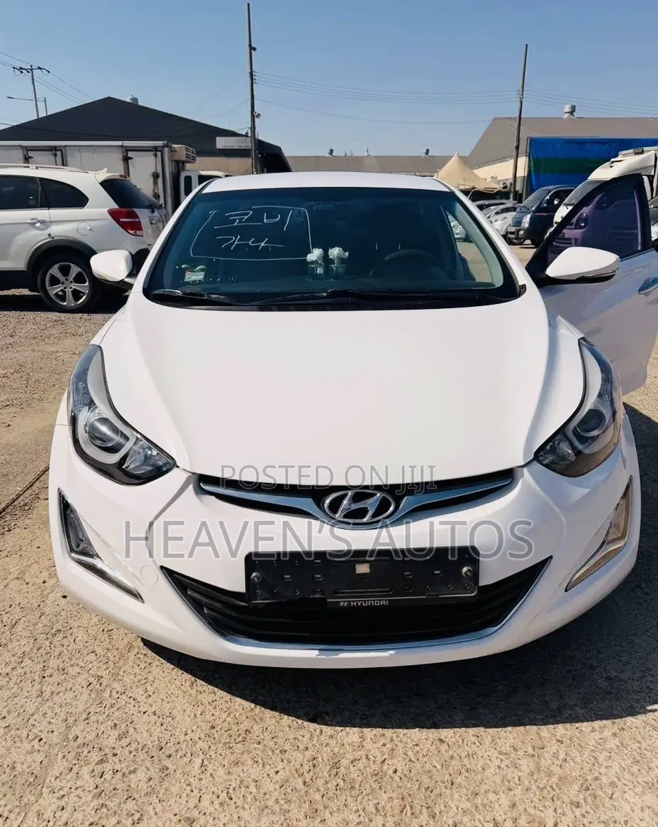 Hyundai Elantra 2014 White
