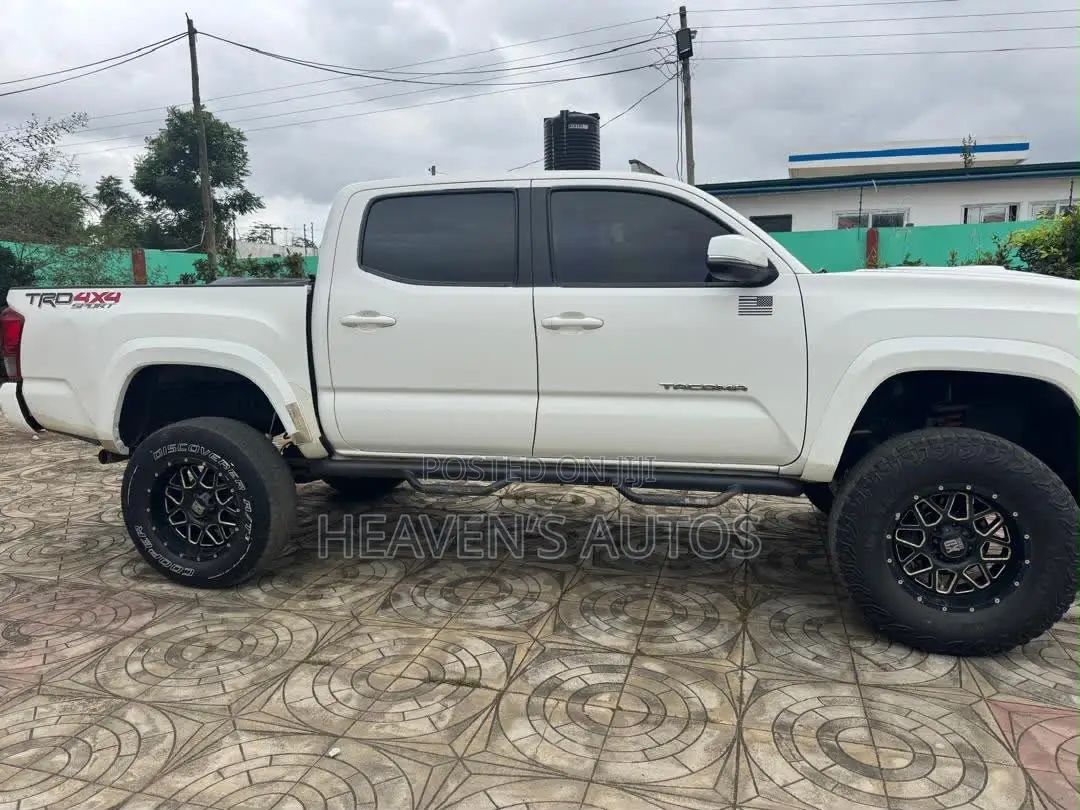 Toyota Tacoma TRD Off Road 2017 White