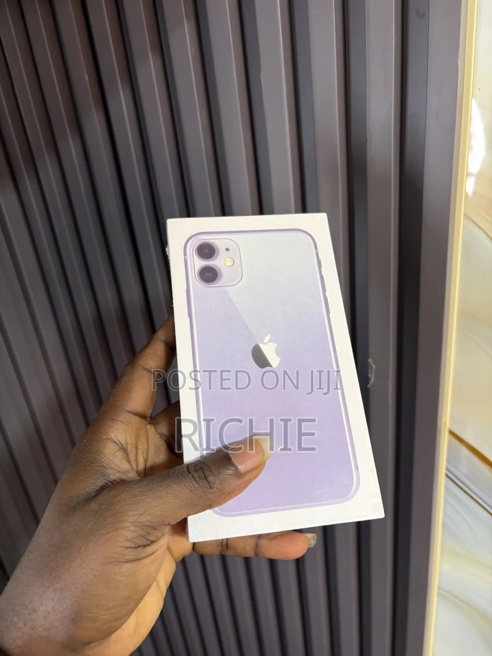 New Apple iPhone 11 64 GB