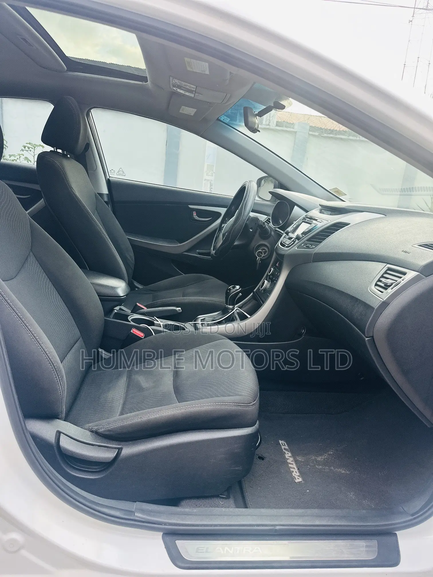 Hyundai Elantra 2015 White