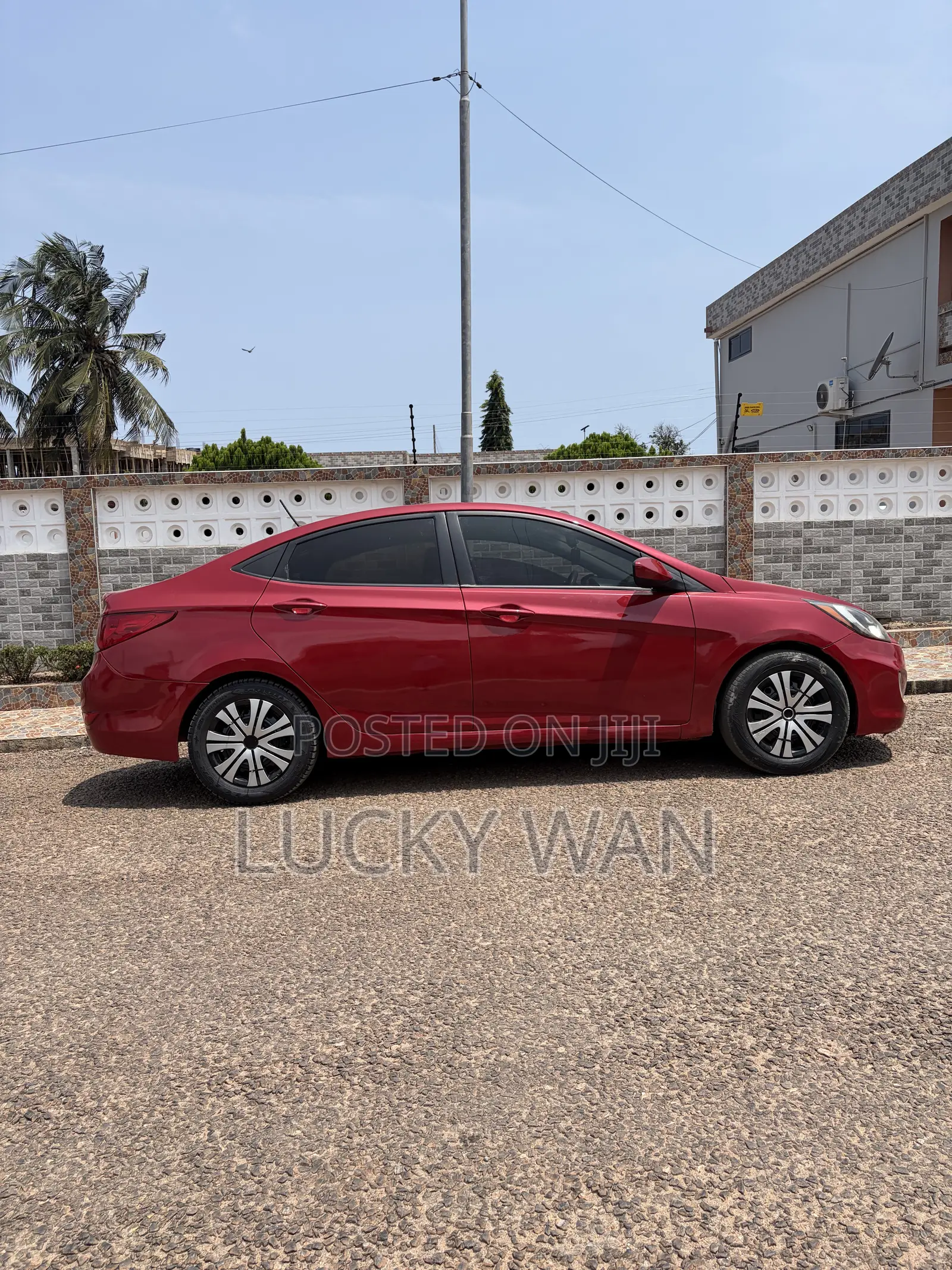 Hyundai Accent SE 2013 Red