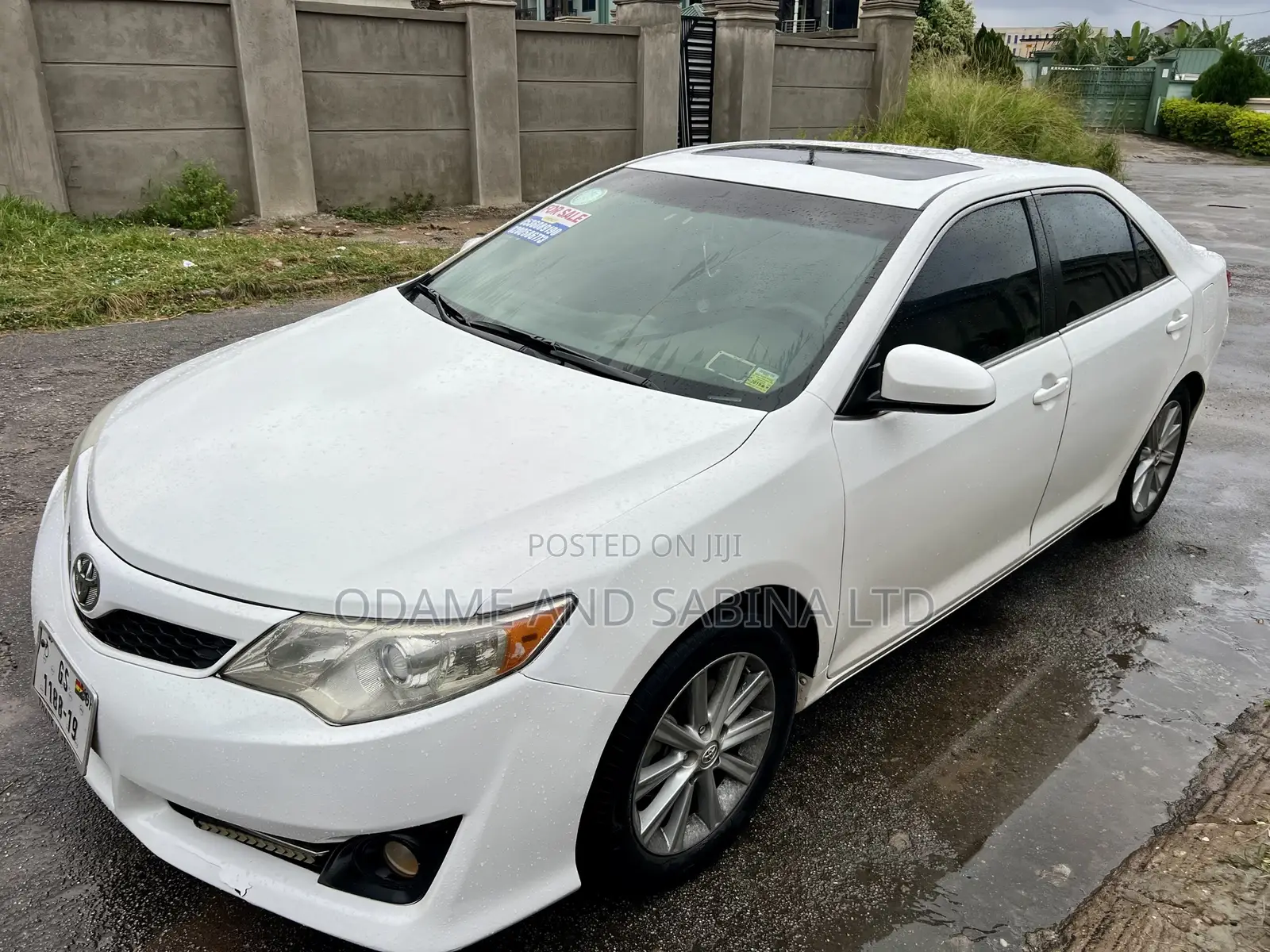 Toyota Camry SE Sport 4dr Sedan w/Prod. End 11/13 (2.5L 4cyl 6A) 2014