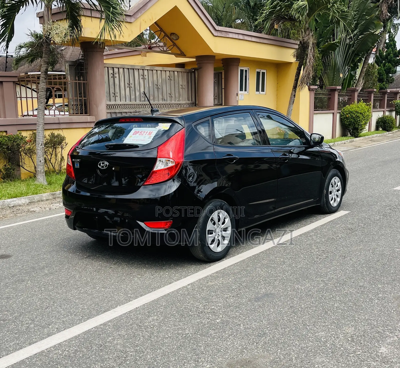 Hyundai Accent SE Hatchback 2016 Black