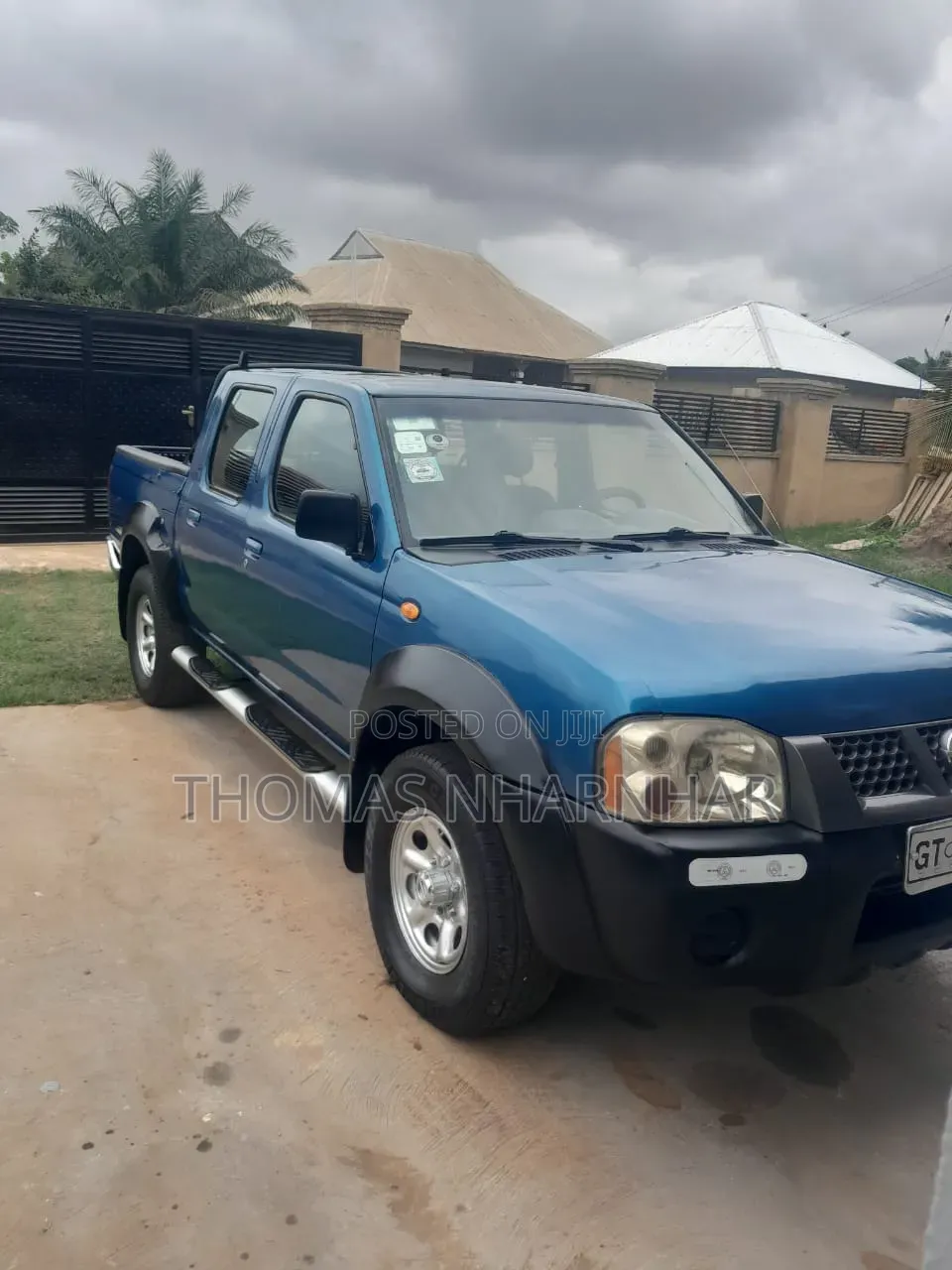 Nissan Navara 2010 Blue
