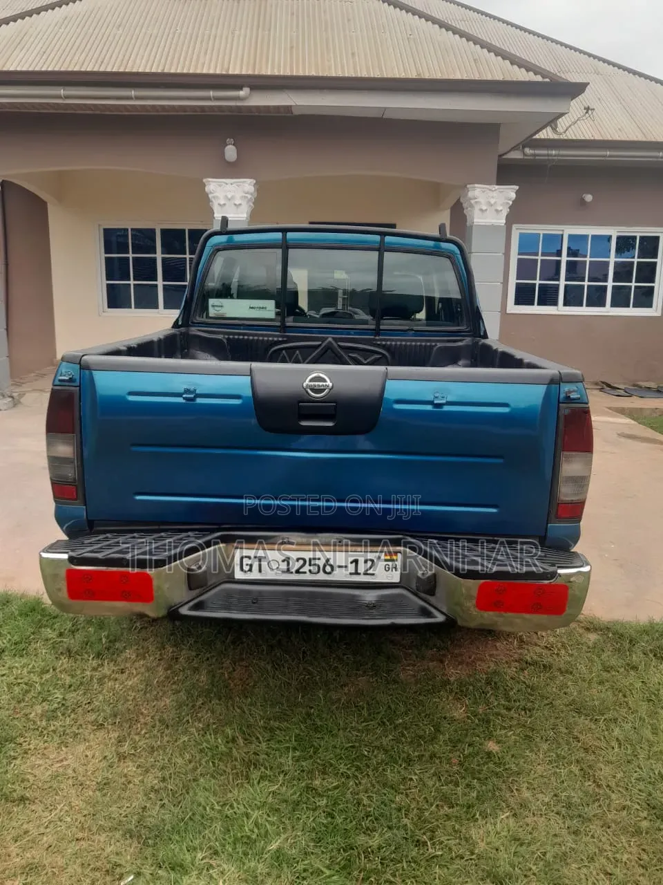 Nissan Navara 2010 Blue