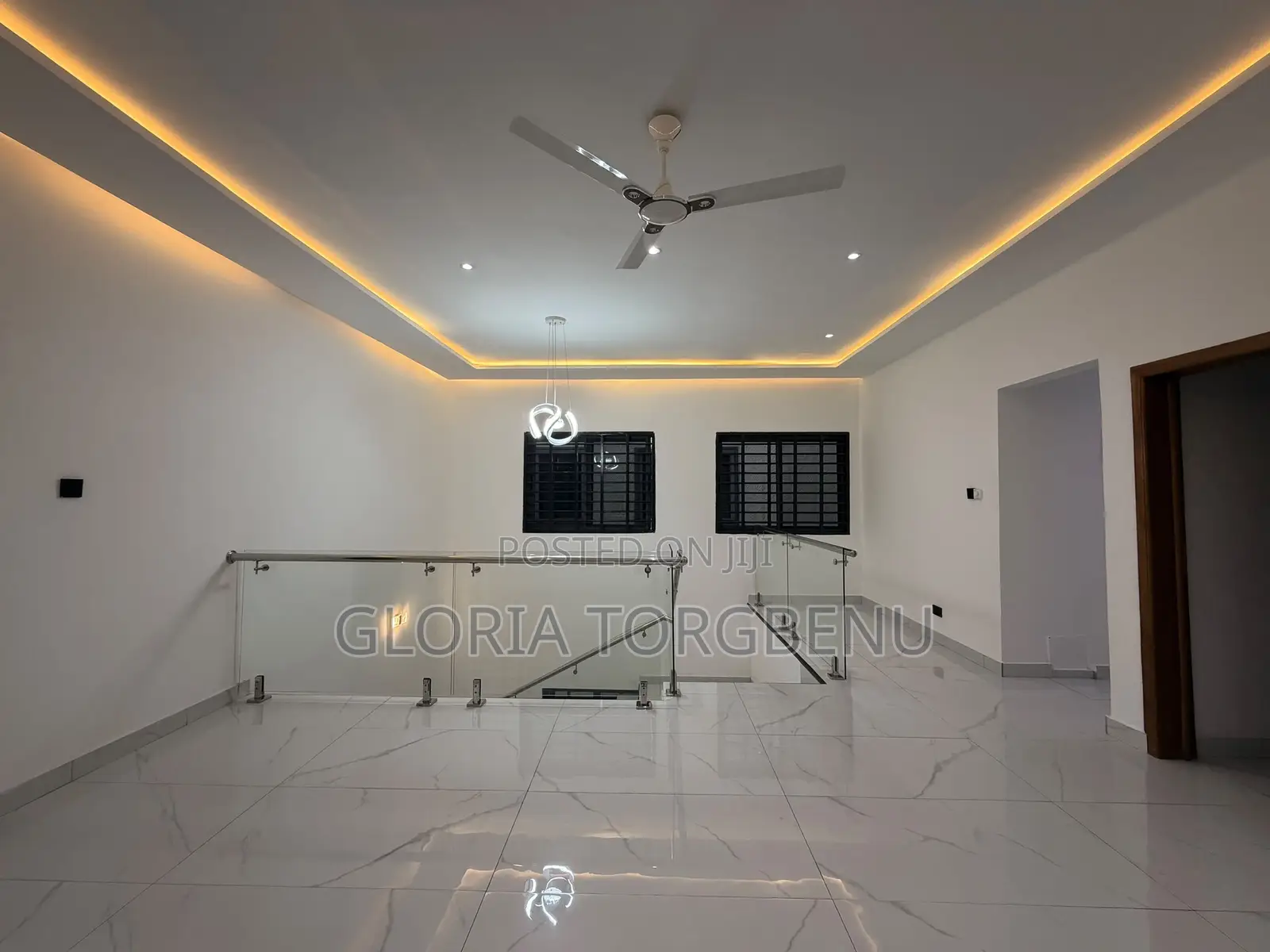 4bdrm Apartment in Ashaley Botwe for rent