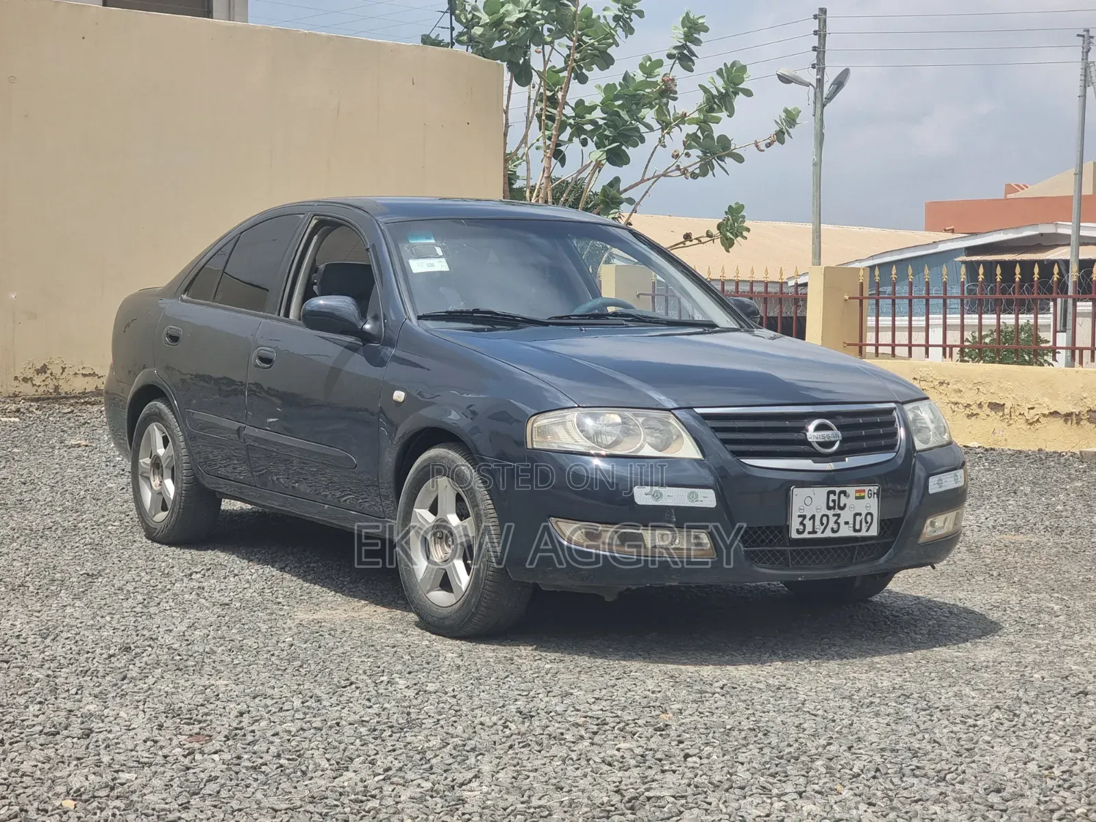 Nissan Sunny 2009 Gray