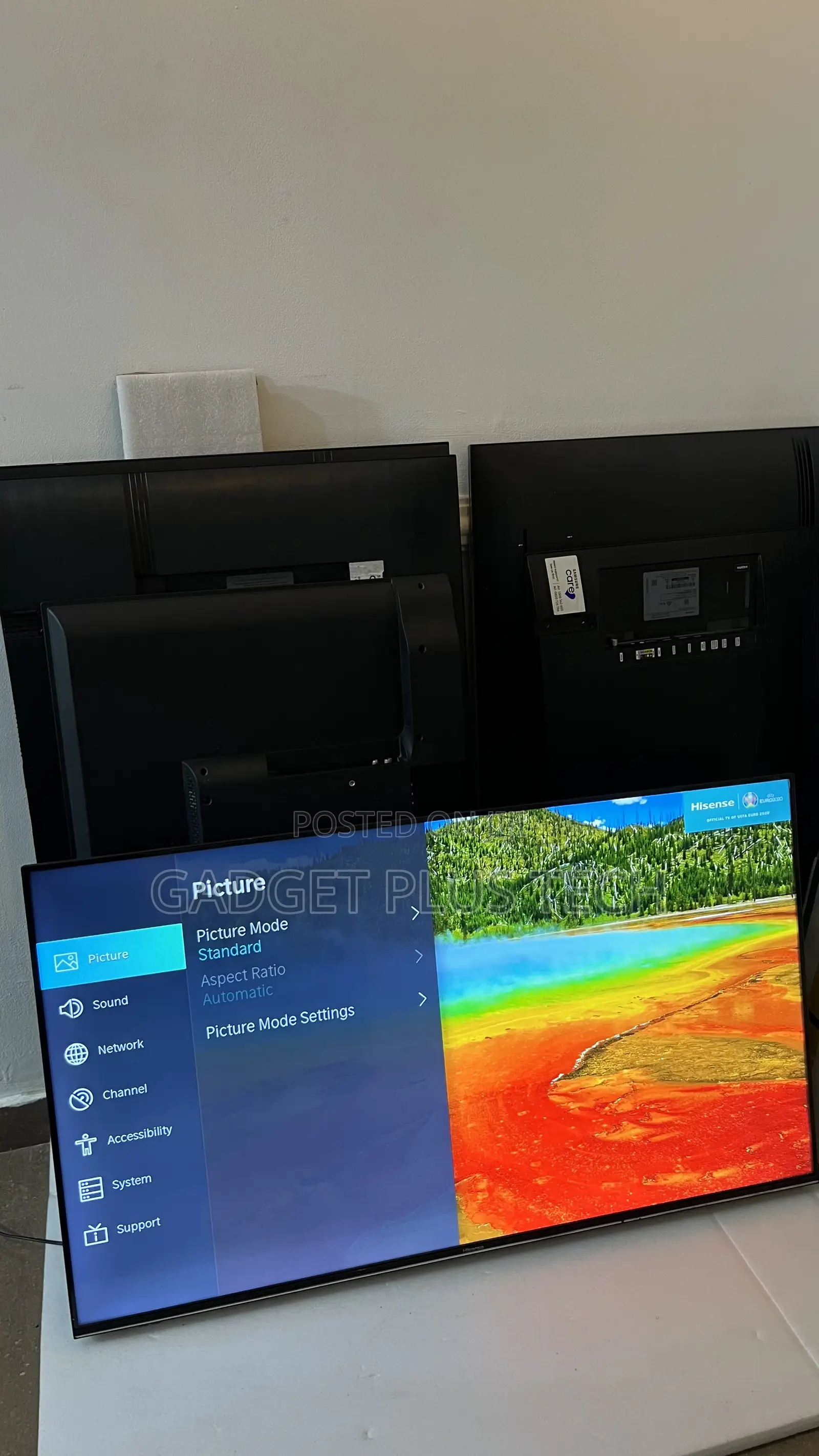 2020 50” Hisense Smart TV From US