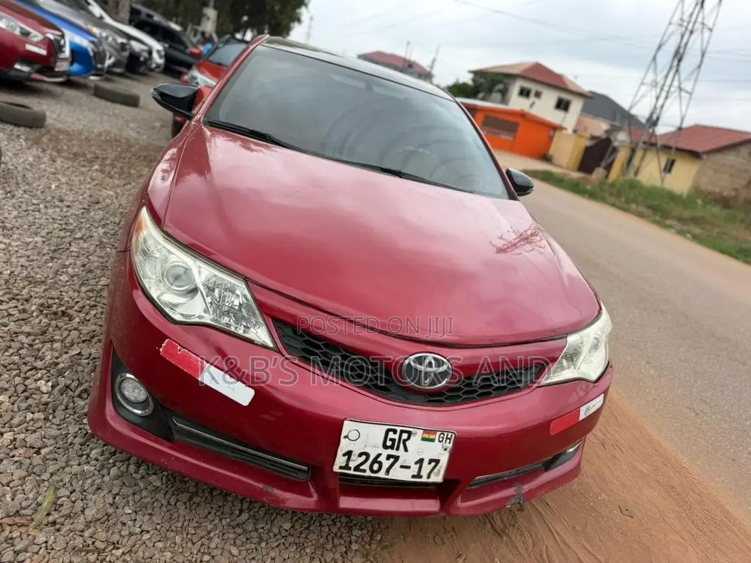 Toyota Camry SE Sport 4dr Sedan (2.5L 4cyl 6A) 2014 Burgundy