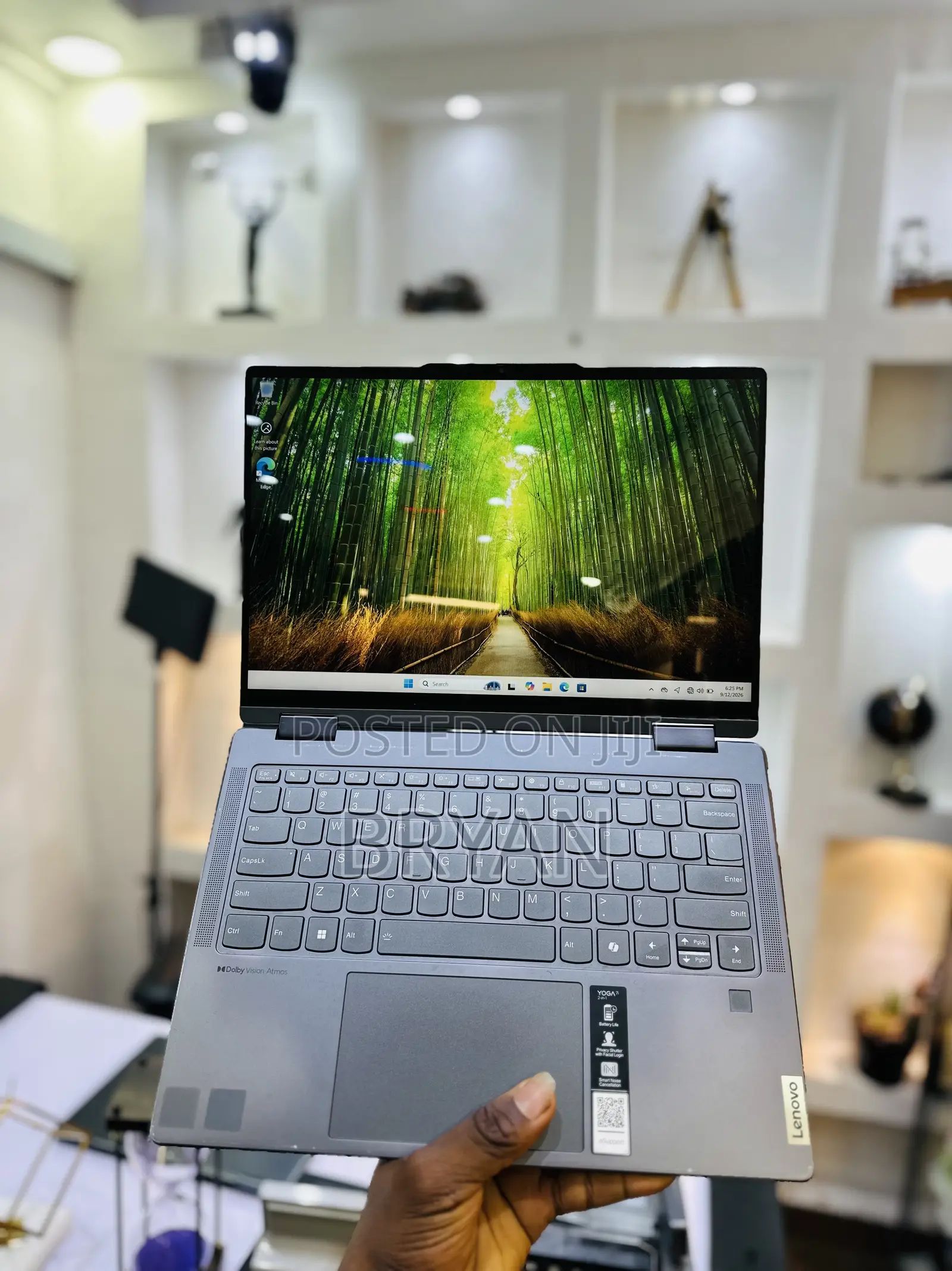 Laptop Lenovo Yoga 7i 16GB Intel Core Ultra 5 SSD 512GB